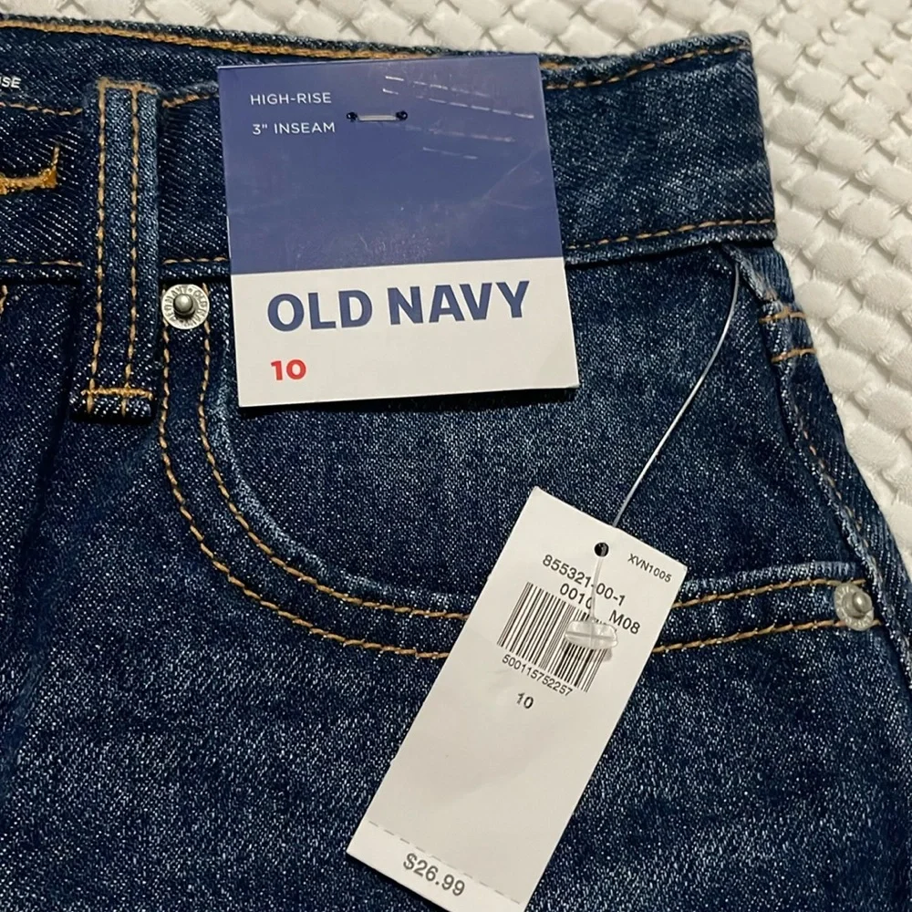 NWT- Old Navy - girl’s 10. Two Shorts Bundle